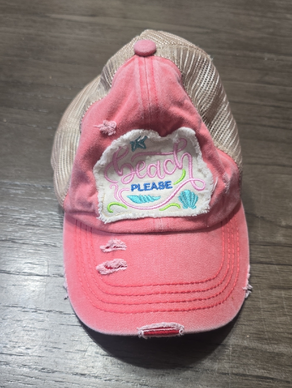 Distressed Trucker Hat 'Beach Please'